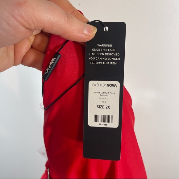 NWT Fashion Nova Gabriela Cut Out 1 Piece Swimsuit - Red Plus Size 2X - Picture 7 of 8